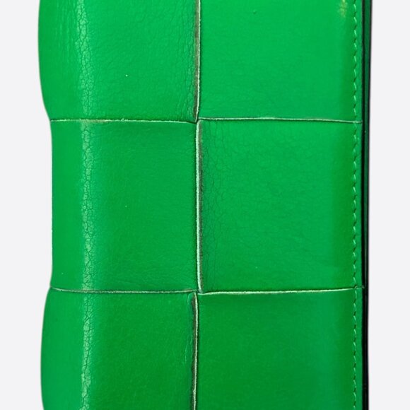 Thoughts on the Bottega Veneta Credit Card Case? This one  Bottega Veneta Green Intrecciato Leather Cassette Card Case
